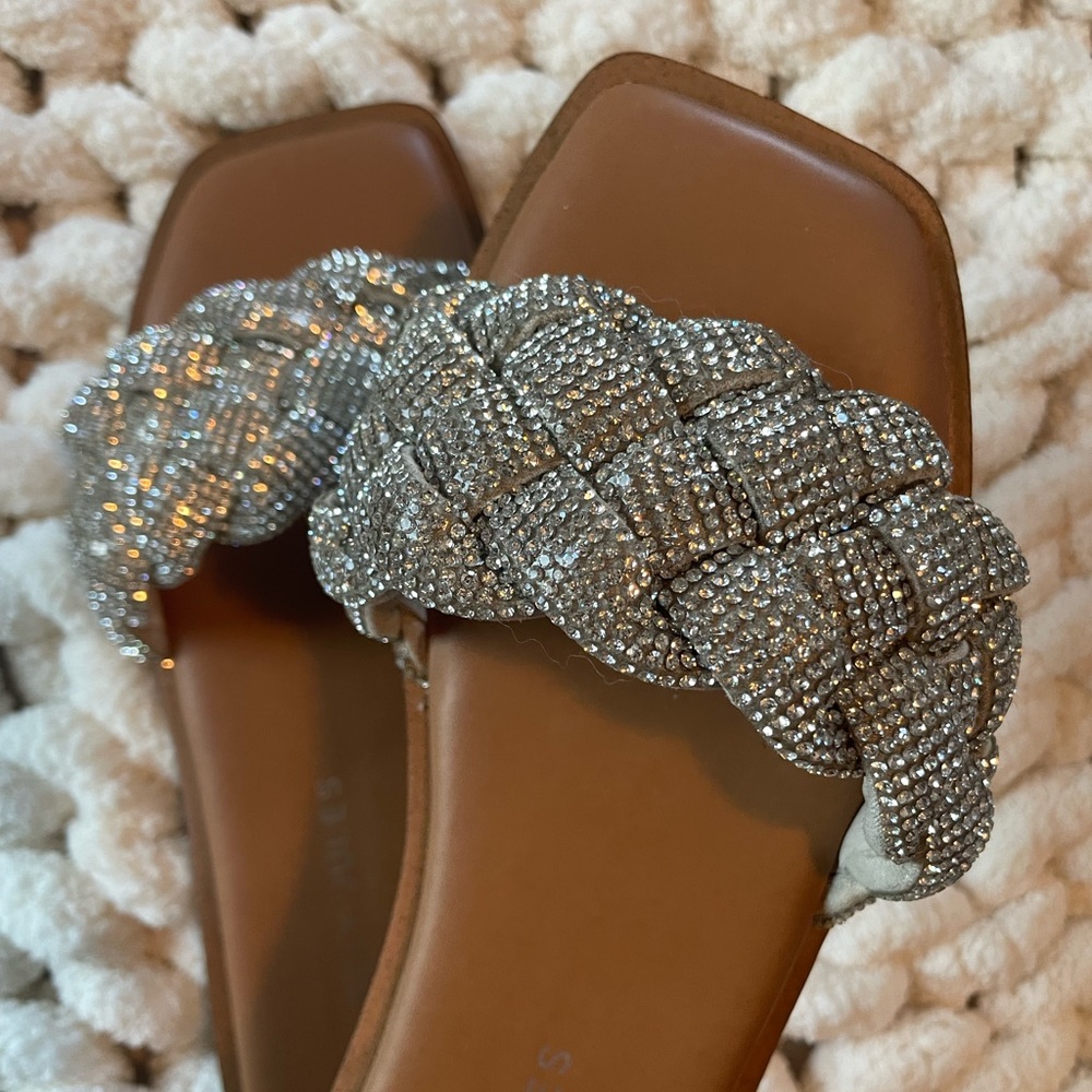 Sincerely Jules sandals 7.5